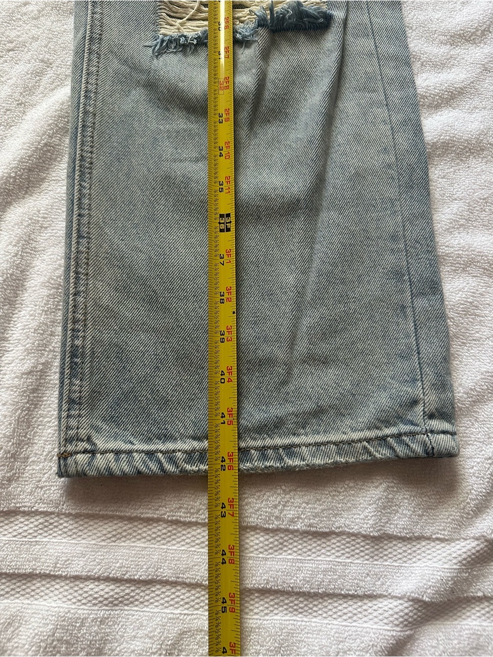 Light Blue Ripped Jeans - Picture 5 of 7